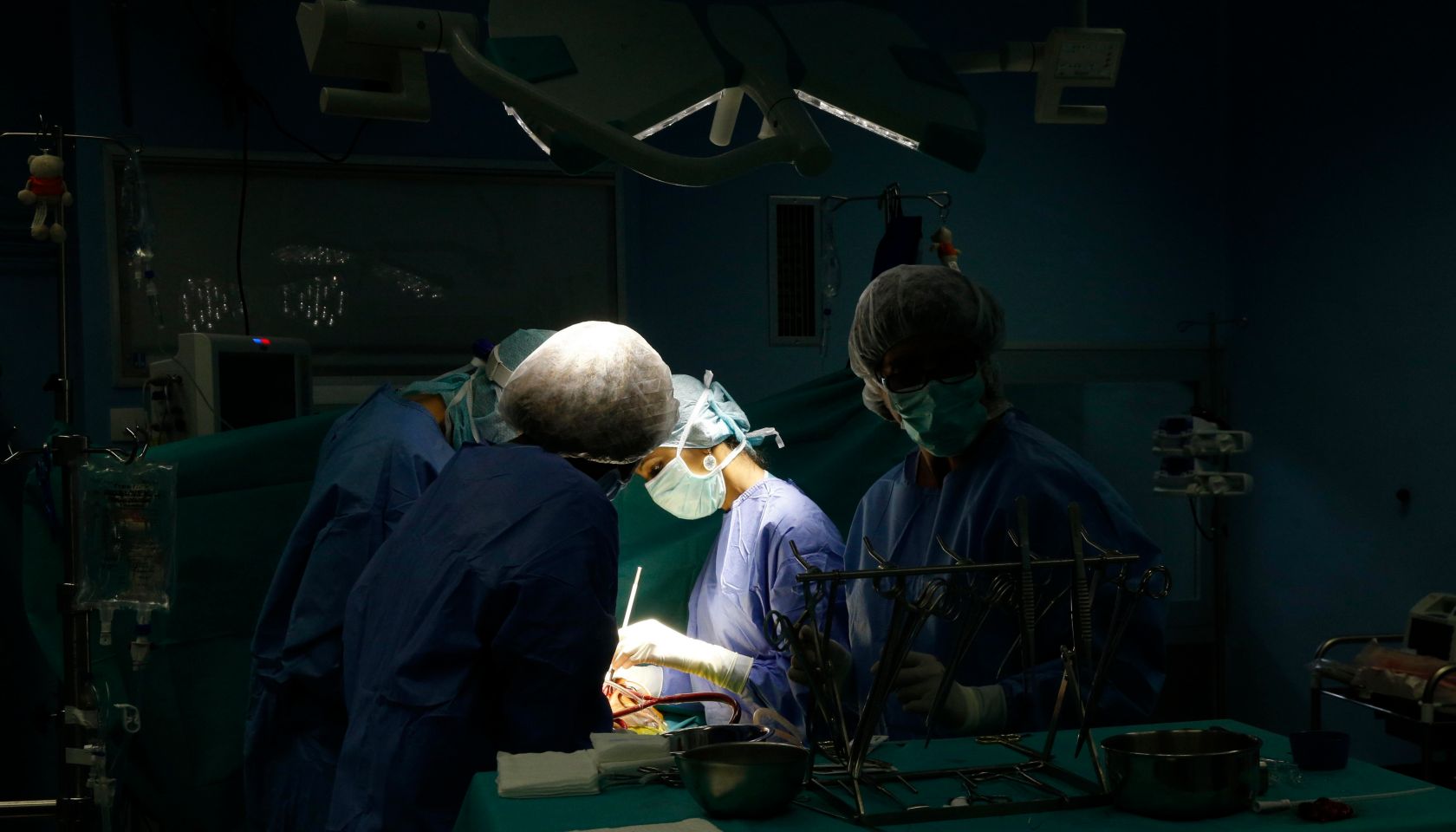Brazzaville Hospital, NGO la Chaine de l'Espoir, Operating theater, Cardiac surgery