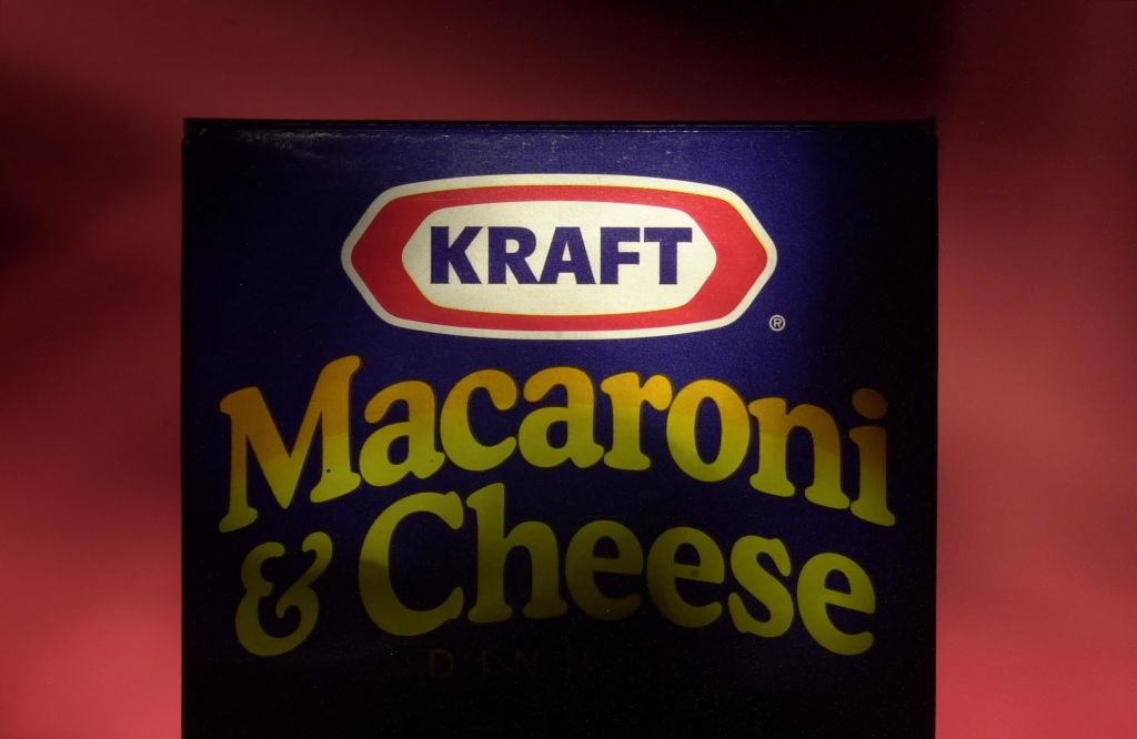 Kraft Foods Raises $8.48 Billion in Year''s Biggest IPO