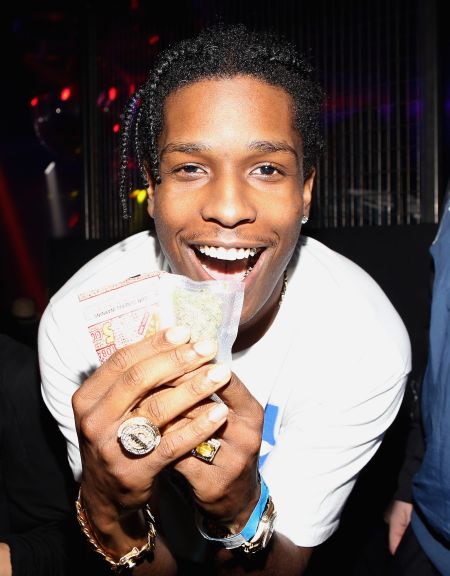 Look how lovingly he holds that cash.