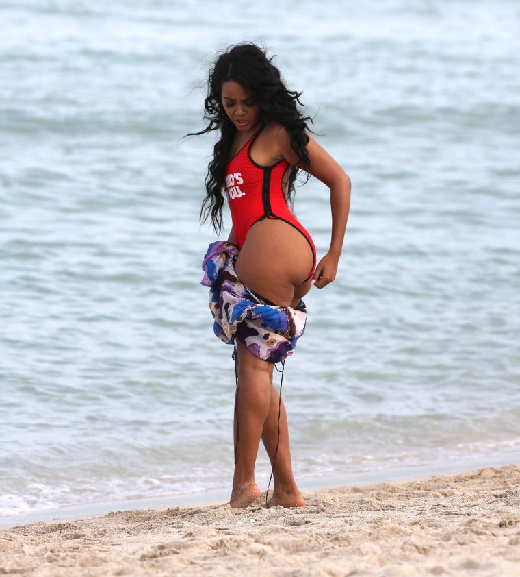 Angela Simmons shows off her glorious backside while at the beach in Miami.