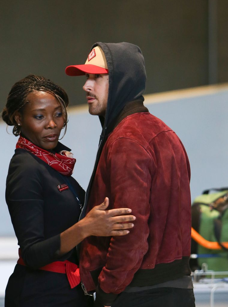 Ryan Gosling arrives in Paris and gets awkwardly close to an unidentified woman.