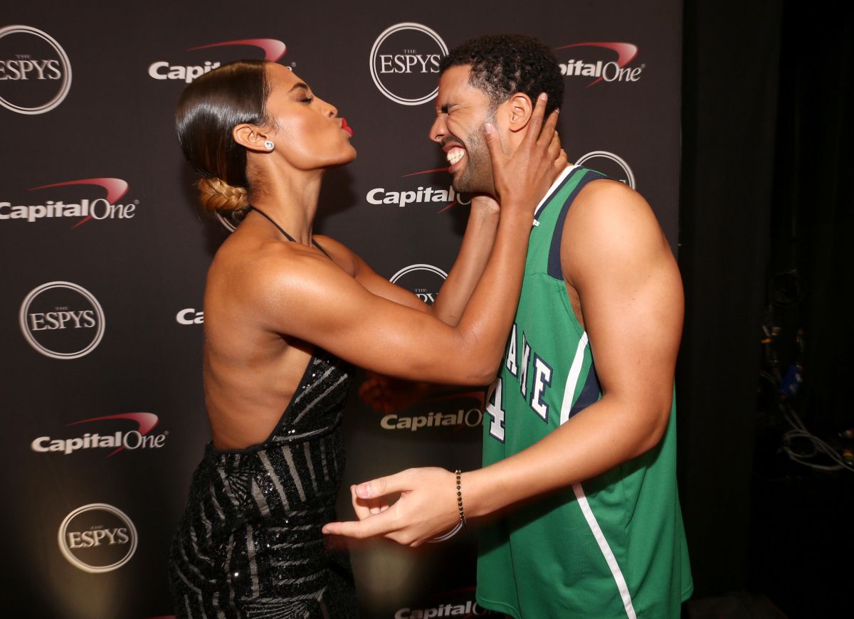 Skylar Diggins, Drake
