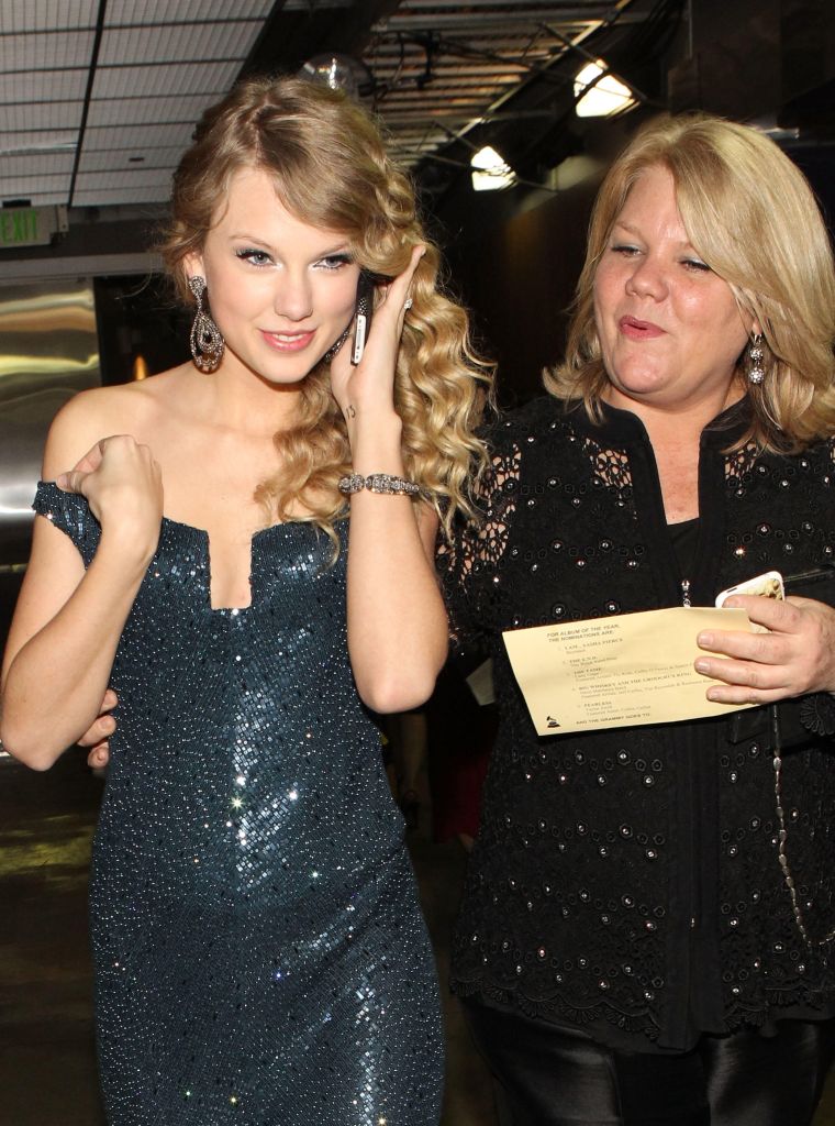 Mommy Finlay So Proud Of Her Baby Girl.