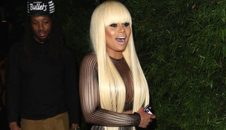 Despite being exposed as a cheater and scammer by Rob, Chyna always seems to remain unbothered.