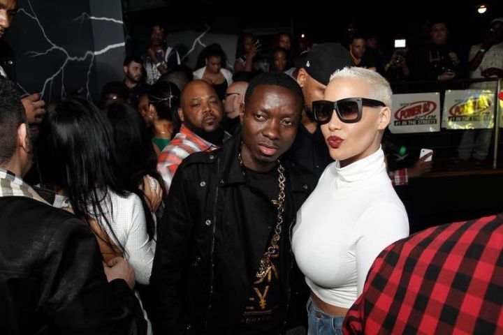 Chicago was home to the Hennessy V.S “We Own The Night” event, hosted by Amber Rose at Adriannas over the weekend. Here she is chopping it up with comedian Michael Blackson.