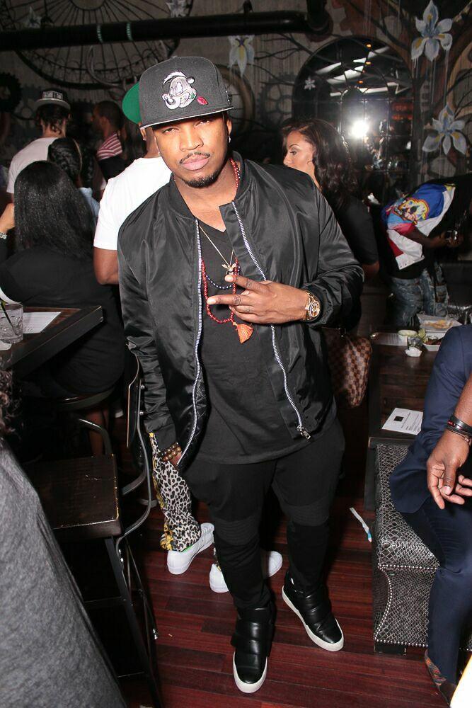 Ne-Yo kept things low key for the event.