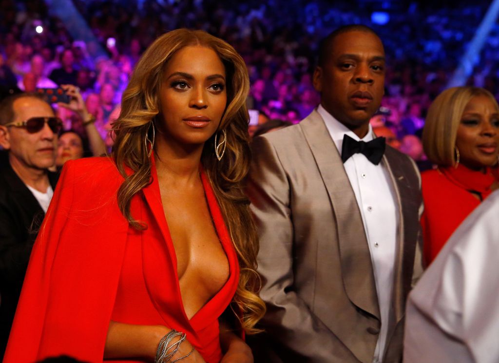 Beyonce & Jay Z attend the Floyd Mayweather/Pacquiao fight in Las Vegas