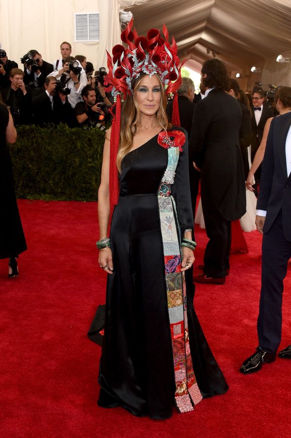 Celebrities Arrive At MET Gala 2015
