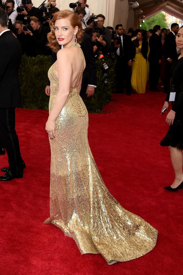 Celebrities Arrive At the 2015 MET Gala