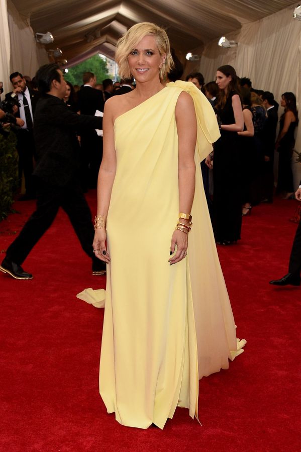 Celebrities Arrive at the 2015 MET Gala