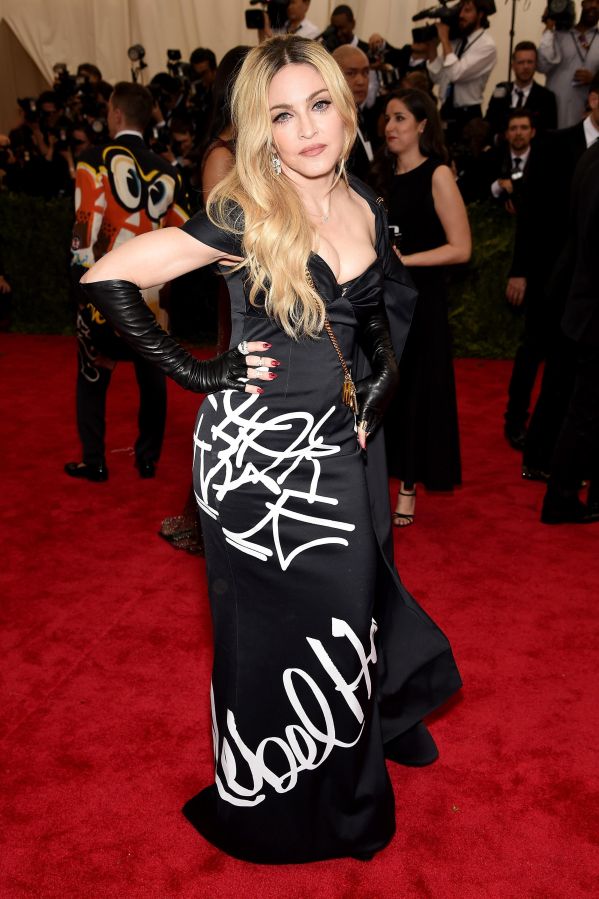 Celebrities arrive at the 2015 MET Gala