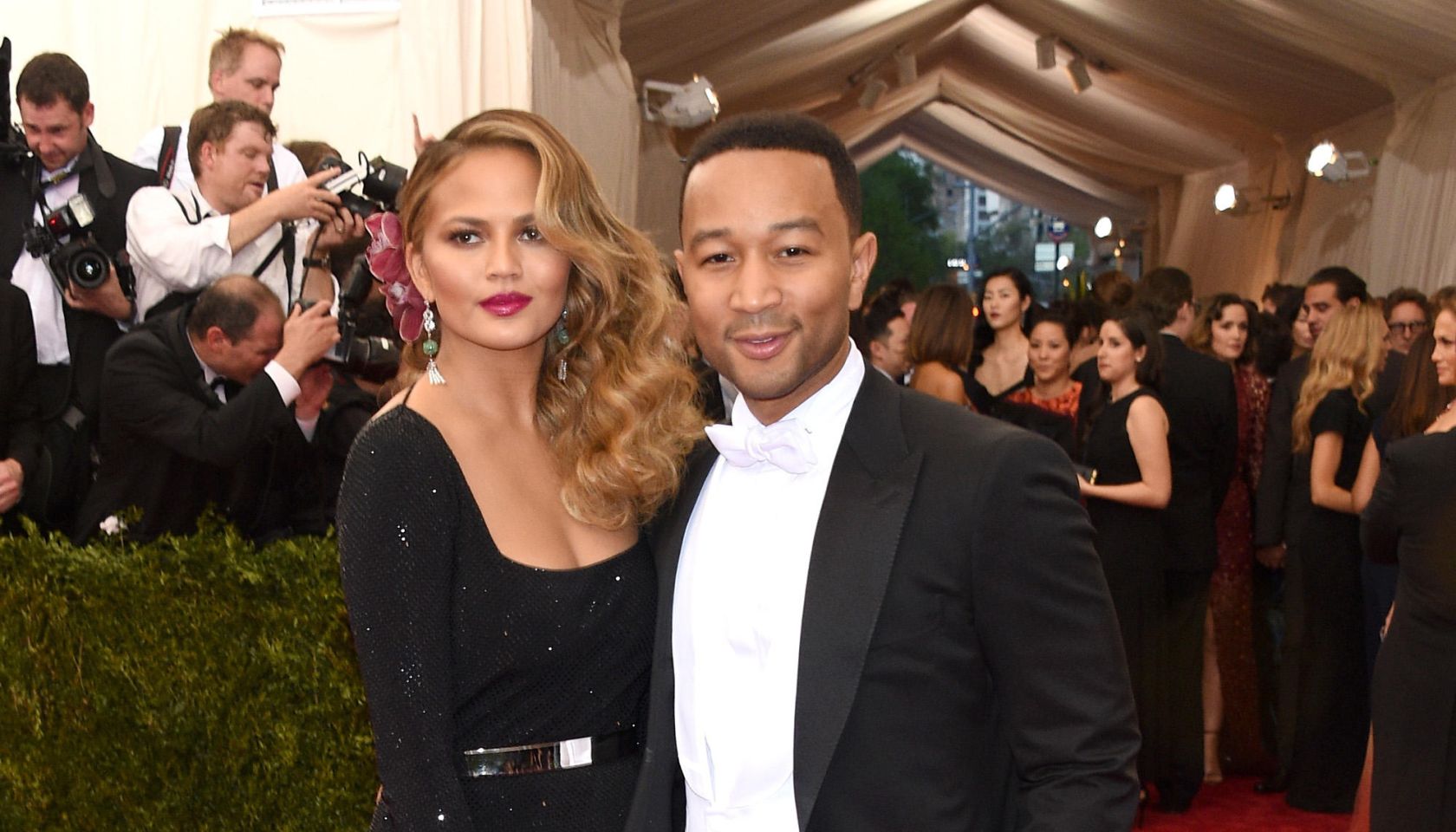 Celebrities arrive at the 2015 Met Gala