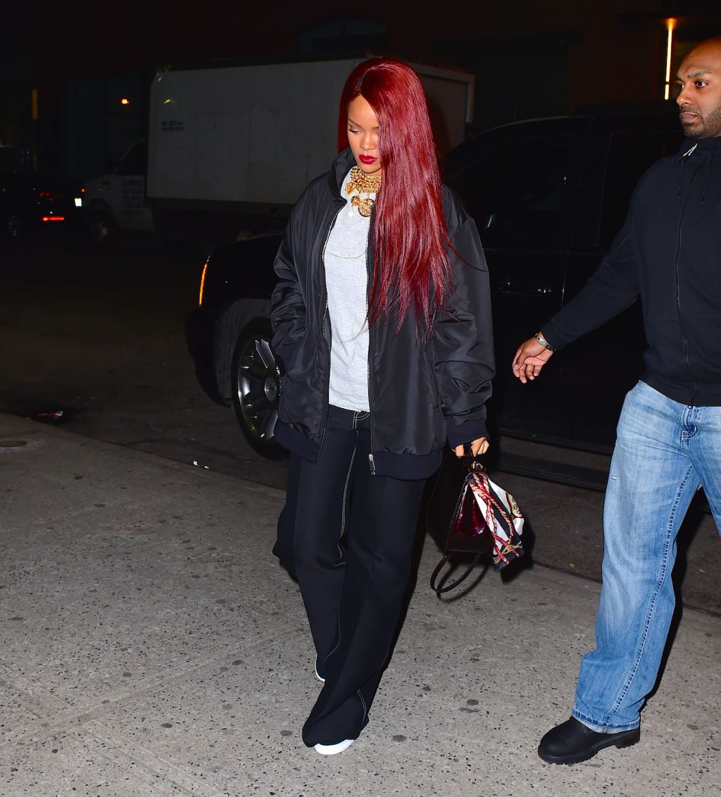 Rihanna headed to SNL rehearsal 2015