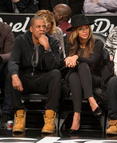 Jay Z and Beyonce at basketball game