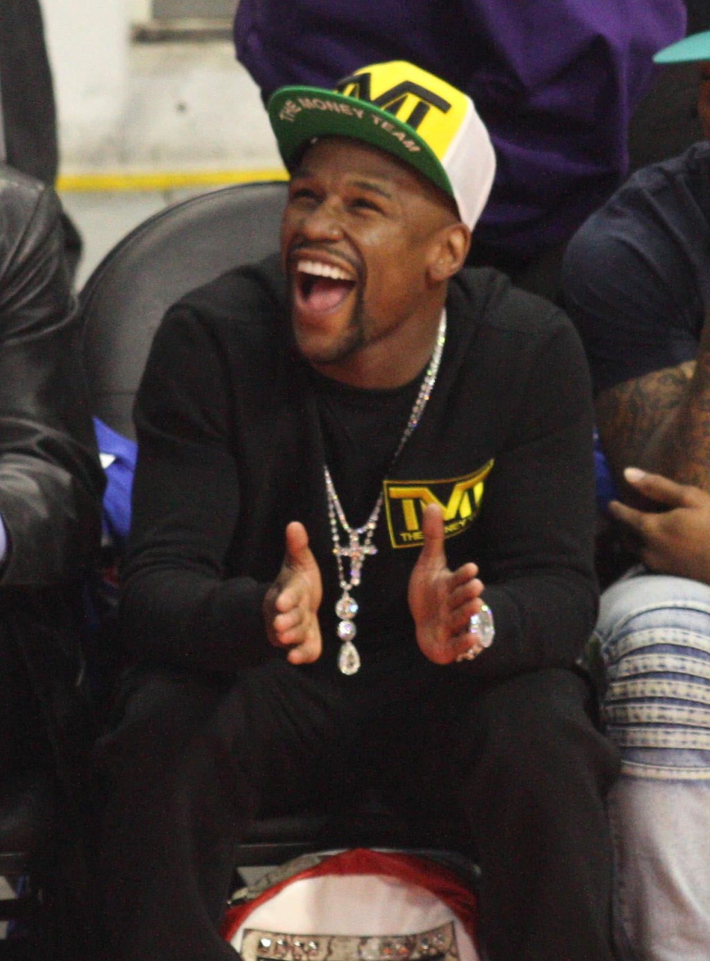 Floyd Mayweather at the Clippers game six