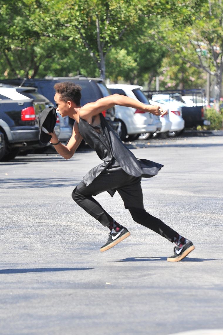 Jaden Smith running top speed for no apparent reason.