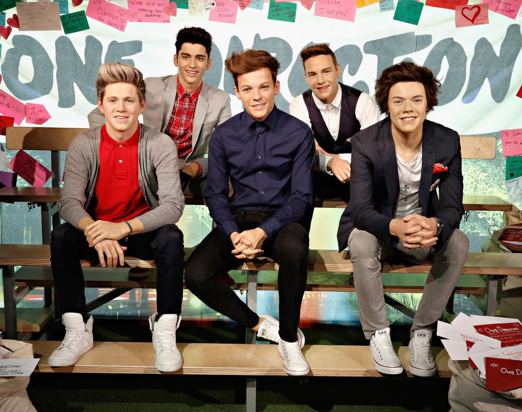 One Direction Fans Leave Hundreds Of Love Notes Beside Boy Band's Wax Figures At Madame Tussauds New York