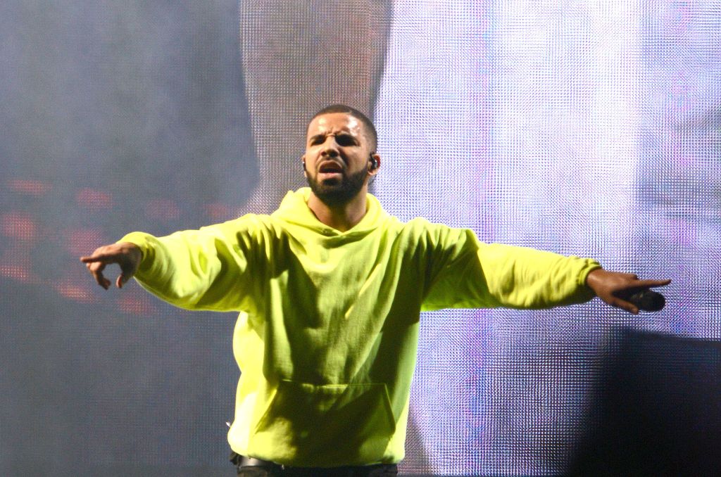 Drake performs during the 2015 Governors Ball Music Festival