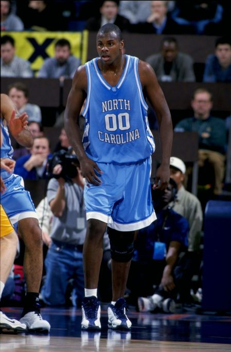 Brendan Haywood playing for North Carolina.