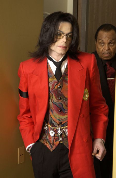 MJ often wore a black armband to remind people of the suffering of children around the world.