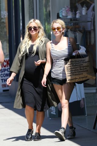 Pregnant Ashlee Simpson out and about in L.A. with friend
