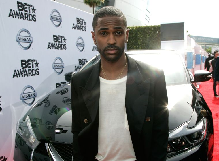 Big Sean kept it casual.