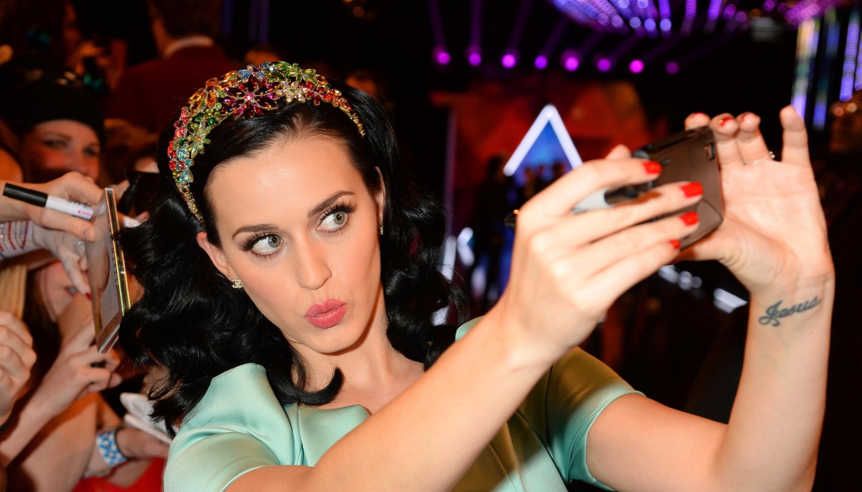 MTV EMA's 2013 - VIP Arrivals