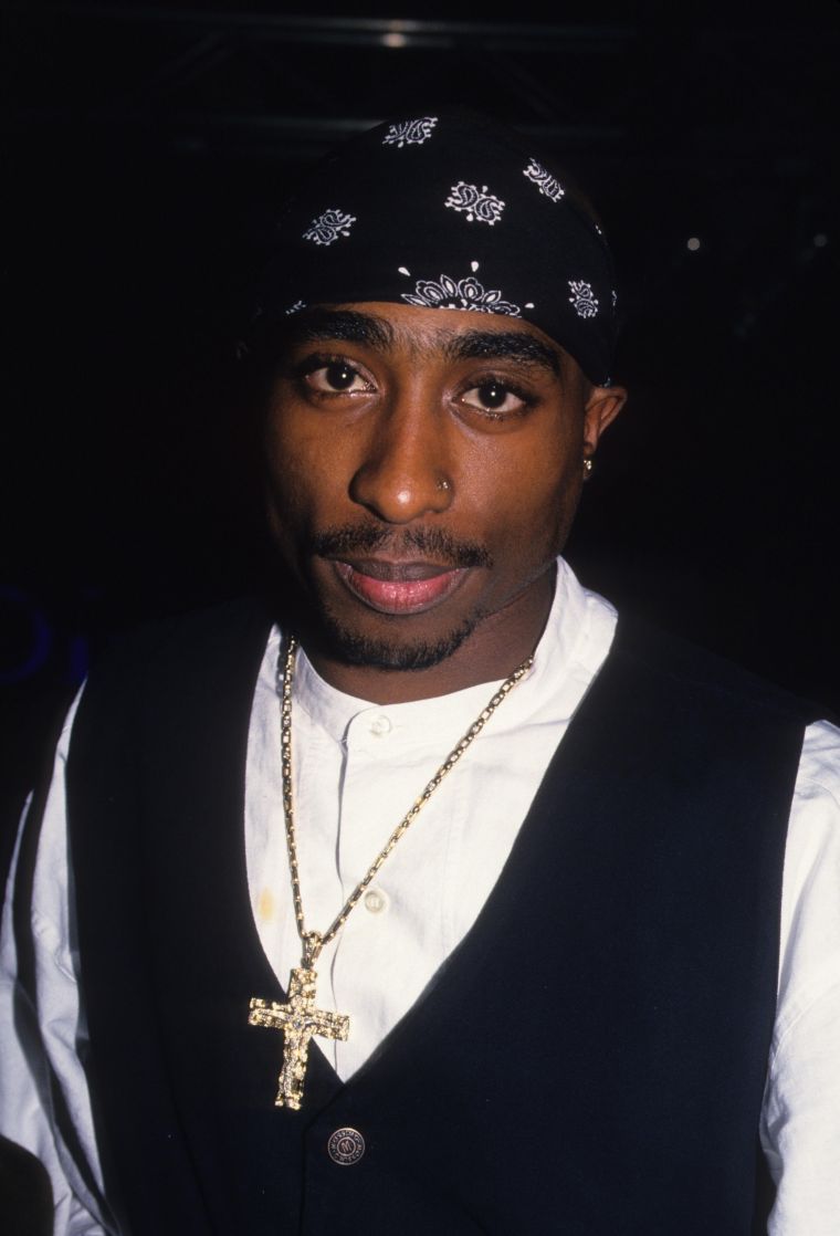 Mike Dyson says that during Tupac’s final hours on Earth, “Vincent” by Don Maclean was played repetitively.