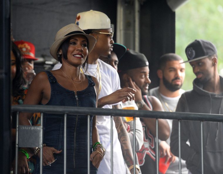 Proud mom Jada Pinkett Smith watched as kids Willow and Jaden took the stage at the Wireless Festival.