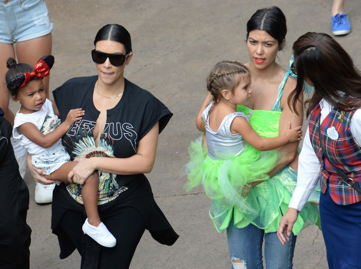 Penelope Disick's birthday at Disneyland - Kourtney Kardashian, North West, Kim Kardashian