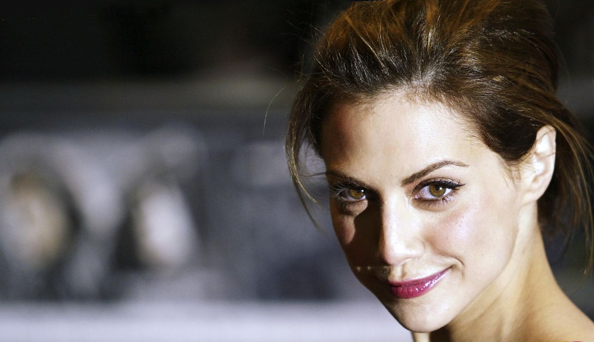 Brittany Murphy arrives at the Empire Cinema in Leicester Square