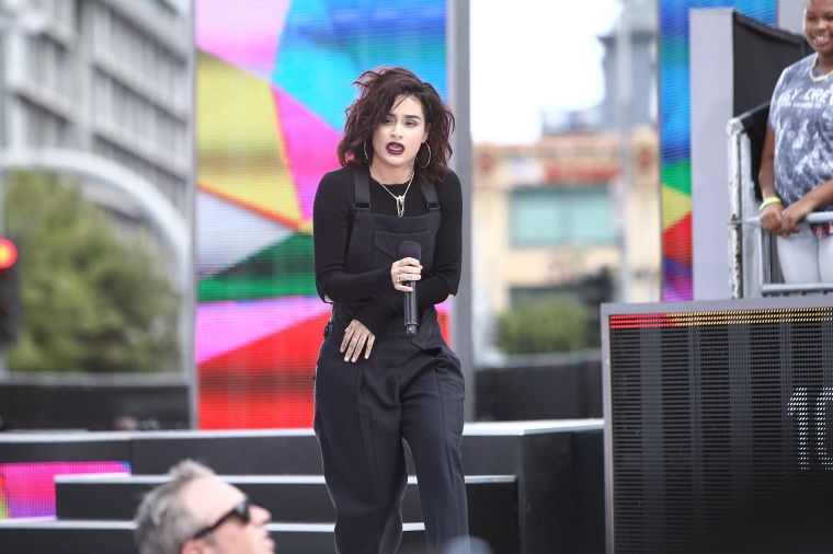 Singer-songwriter Kehlani