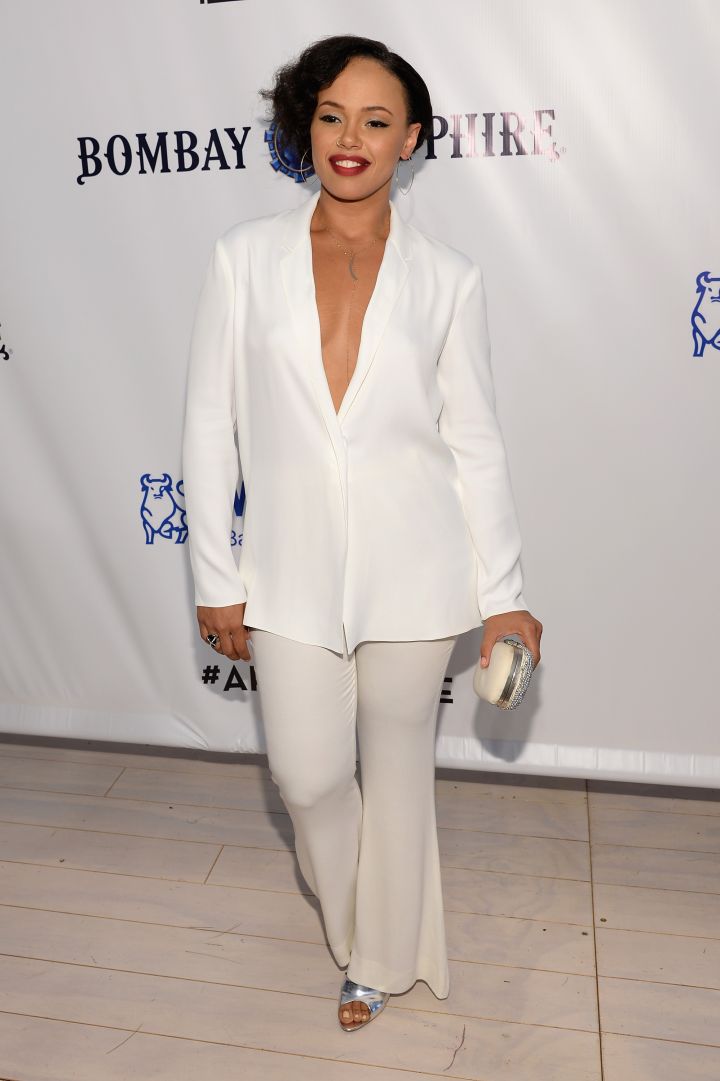 Elle Varner was super chic in an all-white pant-suit.