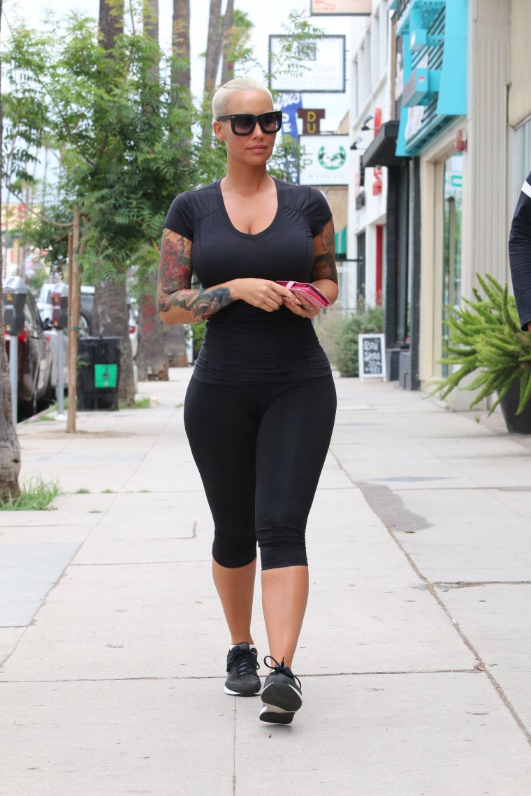 Amber Rose was spotted MILFin’ while out and about in Cali.