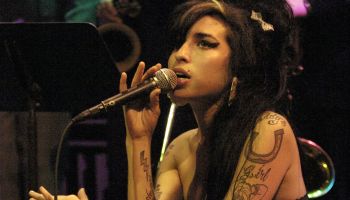 Amy performs on January 16, 2006 at Joe's Pub