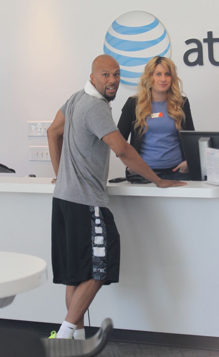 Remember that time Common accidentally gave out his phone number on Twitter? Yeah, he does too. Here he is at AT&T in Beverly Hills.