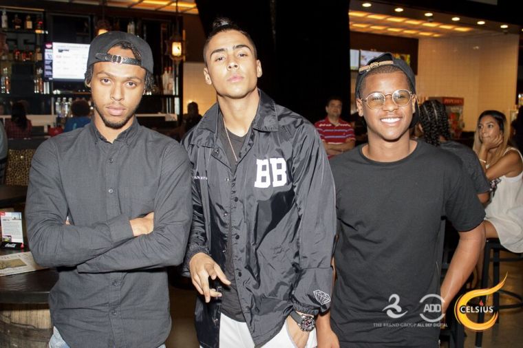 Quincy Combs and Giovanni pose for a flick.