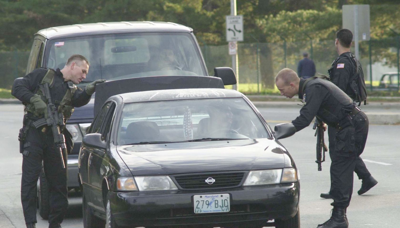 SWAT team stops car in Maryland