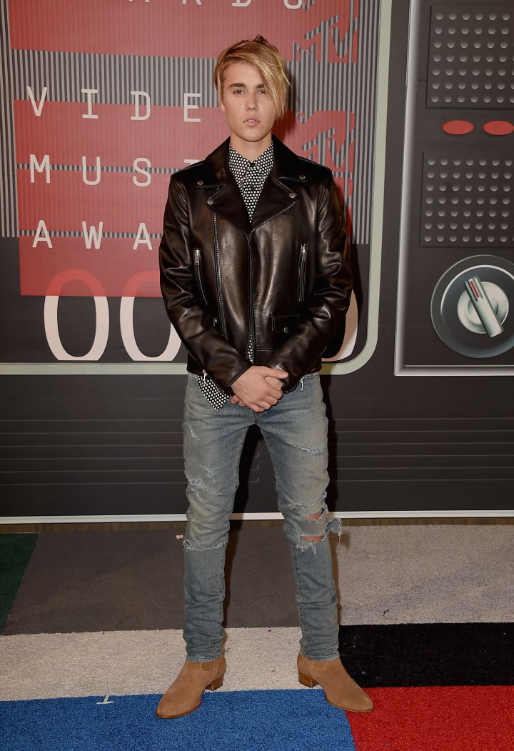 Fresh off the success of his new single, Justin Bieber comes through in jeans and a jacket.