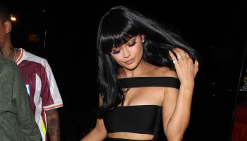 Kylie Jenner flashes underboob in tube top
