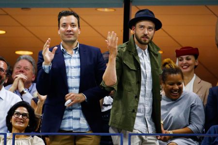 Justin Timberlake & Jimmy Fallon show Beyonce up with their own rendition of her “Single Ladies” dance at the US Open.
