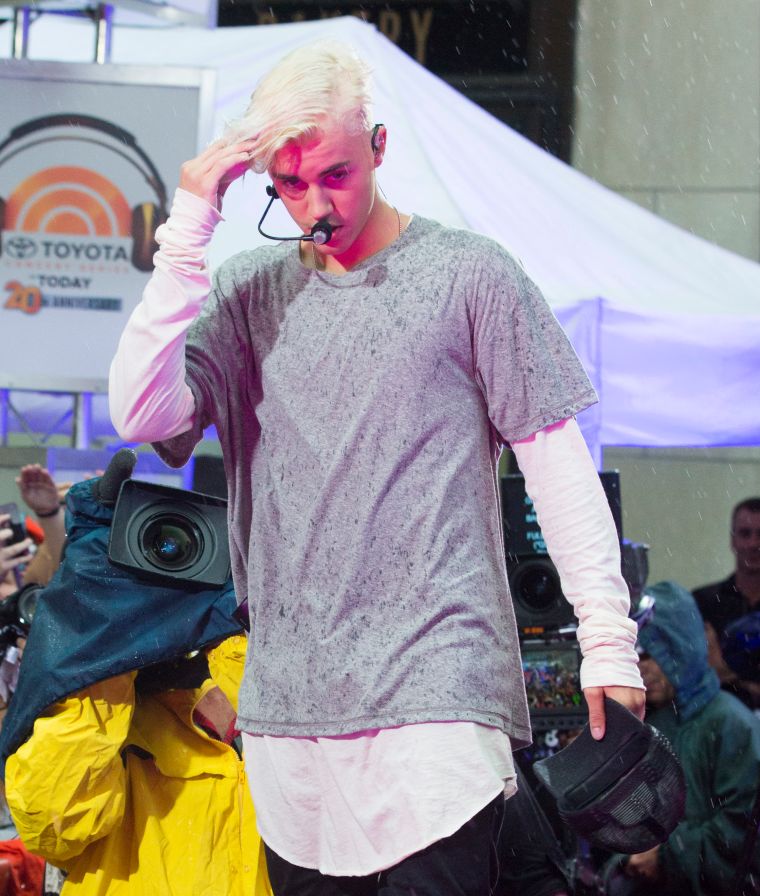 Justin Bieber hit up “The Today Show” with platinum blonde hair, but is the new color working for him or against him?