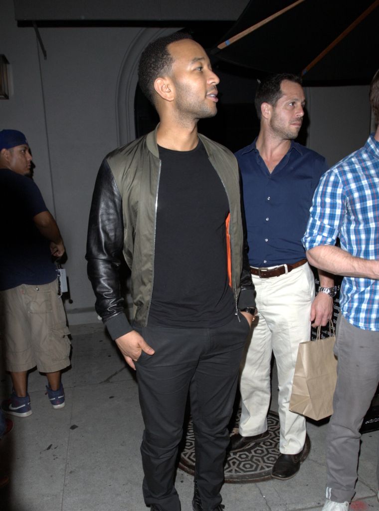 When you're waiting on bae because they told you they're outside, but they really five minutes away. Hello, John Legend.