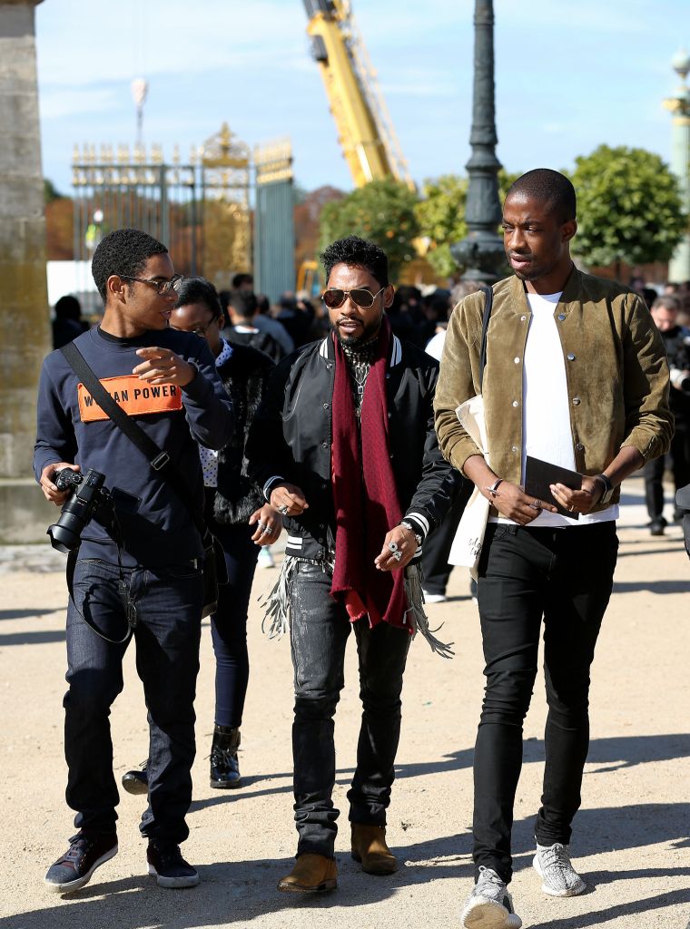 Miguel's scarf is on fleek.