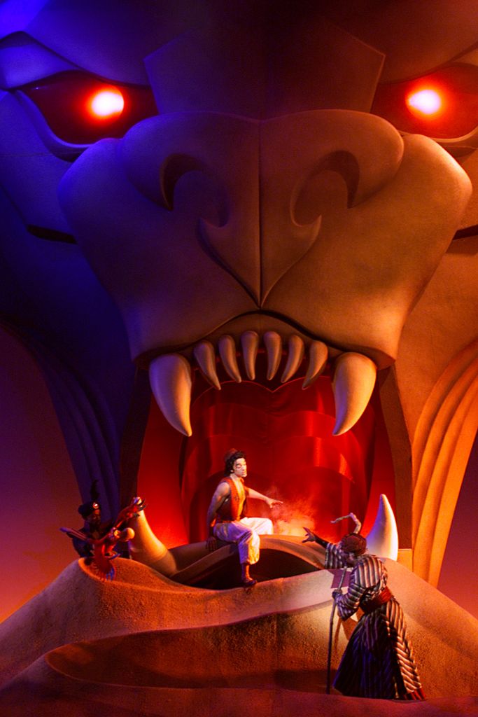 Center,left and rightIn the scene 'Cave of Wonders' Aladdin, portrayed by Miles Wesley, is surround