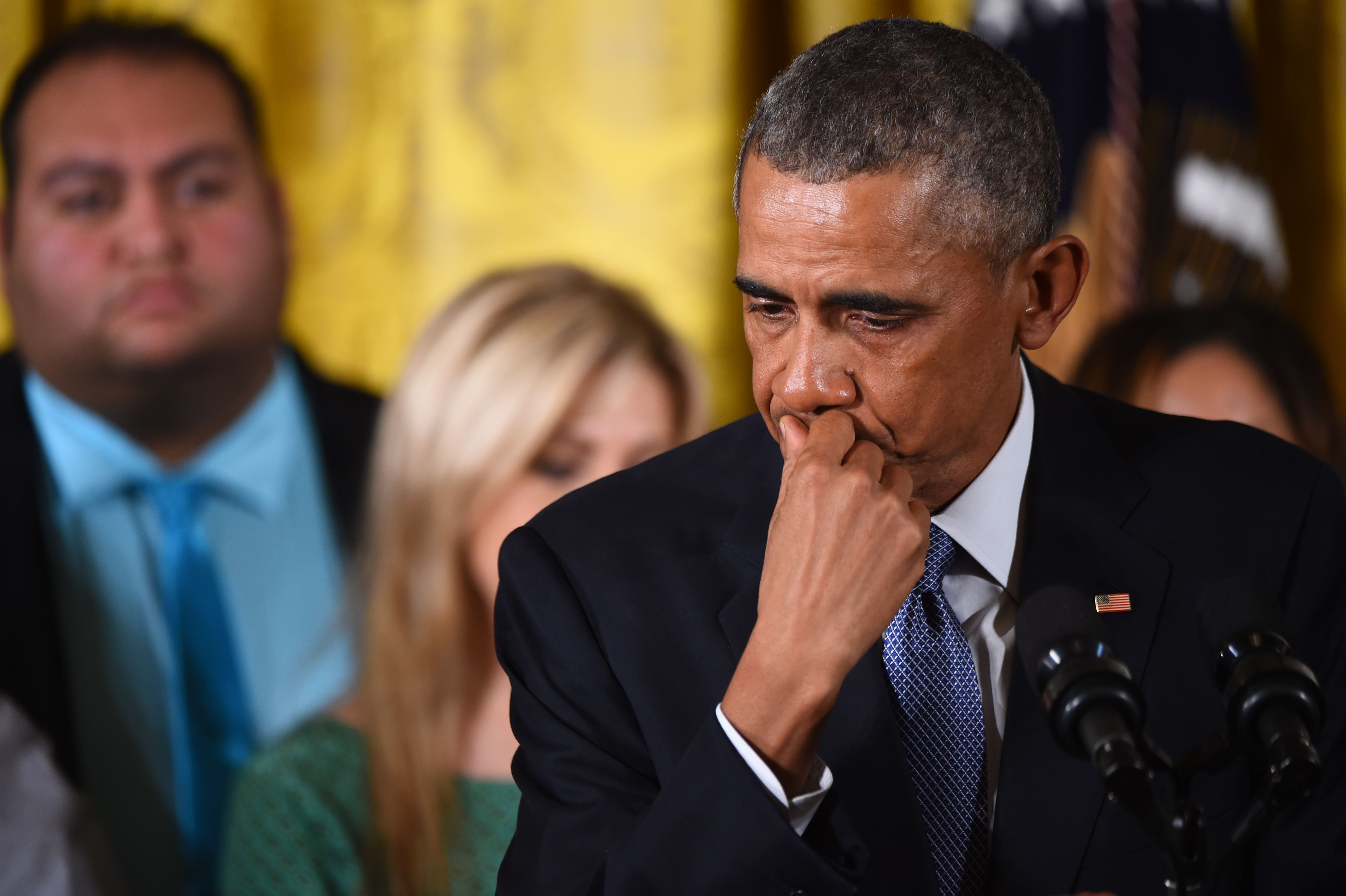 US-POLITICS-GUNS-OBAMA