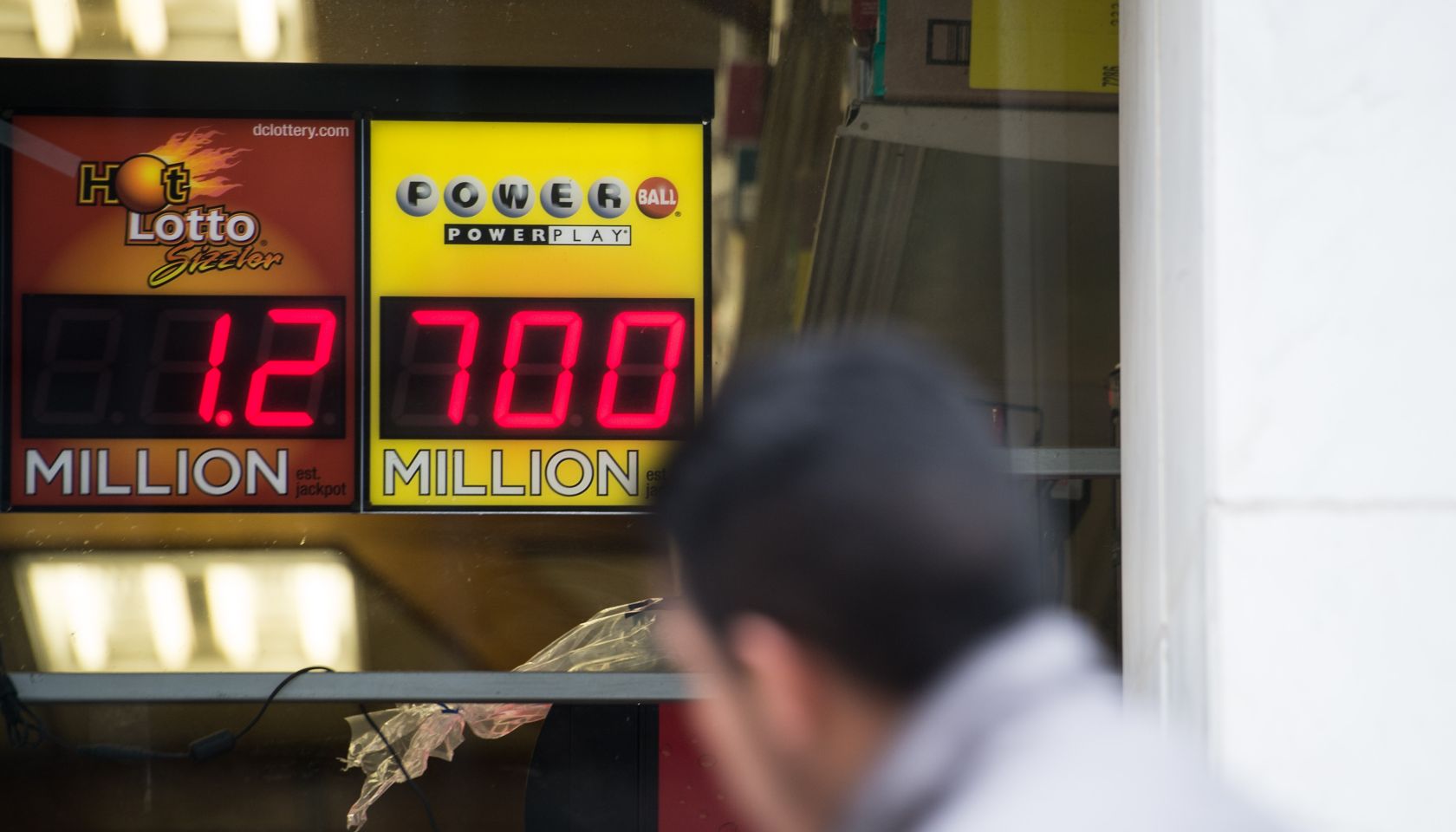 US-LOTTERY-POWERBALL-LIFESTYLE