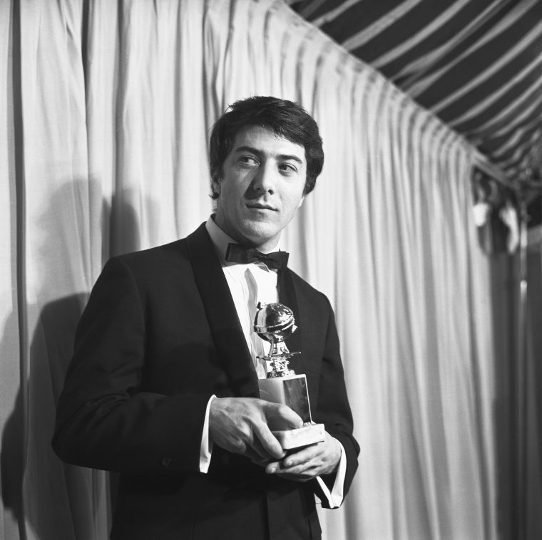 Dustin Hoffman flaunted his award in 1968.
