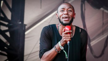 Hip-hop artist Mos Def allowed to leave South Africa, Yasiin Bey (Mos Def)