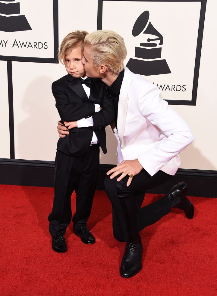 Justin Bieber walked the red carpet with his little brother.